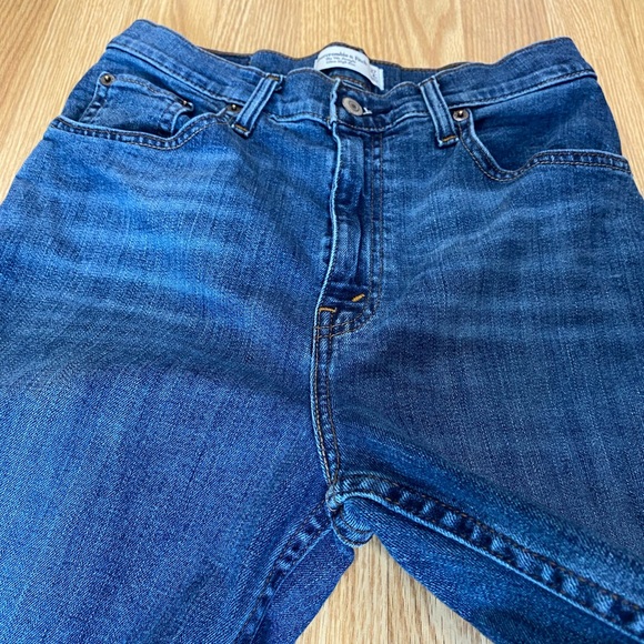 A&F 90’s Straight ultra high rise size 27, 4R Jeans ,no flaws - Picture 7 of 15